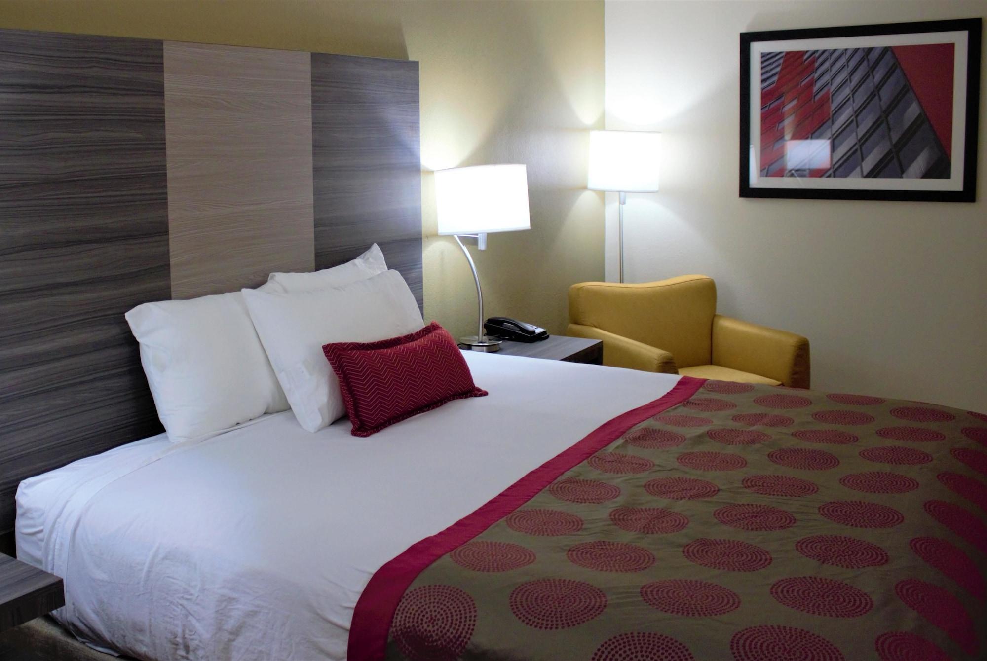 Ramada By Wyndham Wentzville Exterior foto